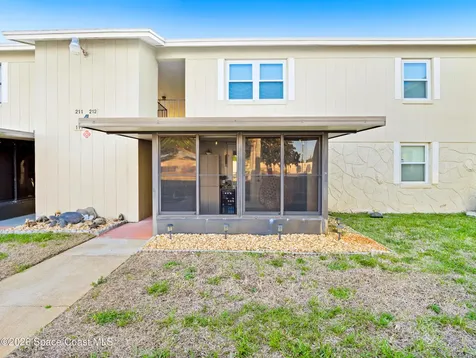 4304 London Town Road Titusville FL 32796