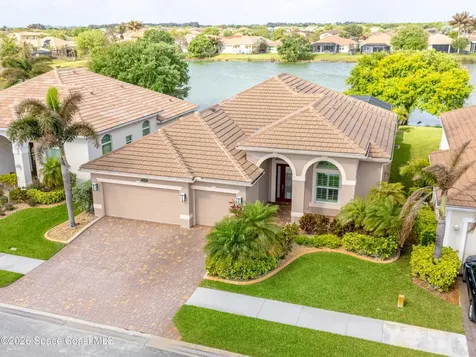 1724 Belmont Circle SW Vero Beach FL 32968