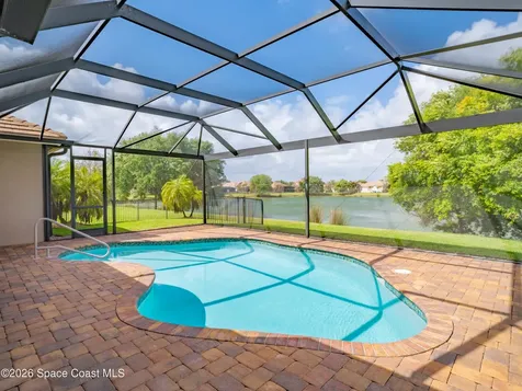 1724 Belmont Circle SW Vero Beach FL 32968