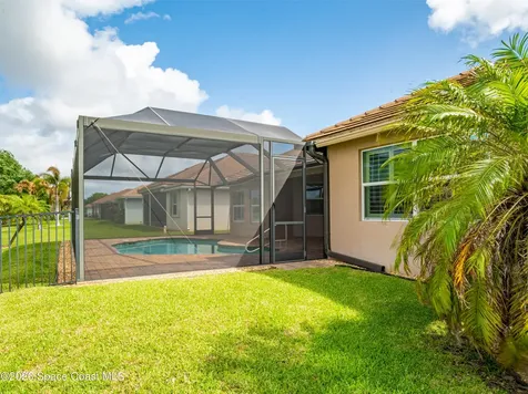 1724 Belmont Circle SW Vero Beach FL 32968
