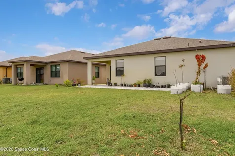 1357 Mineral Loop Drive NW Palm Bay FL 32907