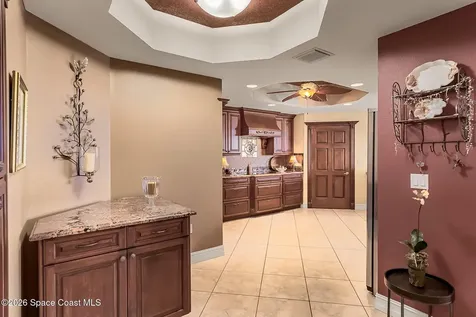 93 Delannoy Avenue Cocoa FL 32922