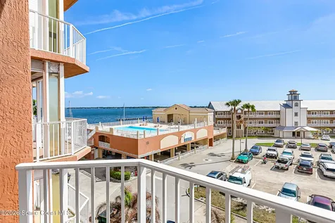 93 Delannoy Avenue Cocoa FL 32922