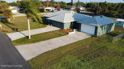 9010 Central Avenue Sebastian FL 32976