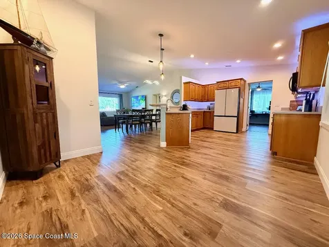 9010 Central Avenue Sebastian FL 32976
