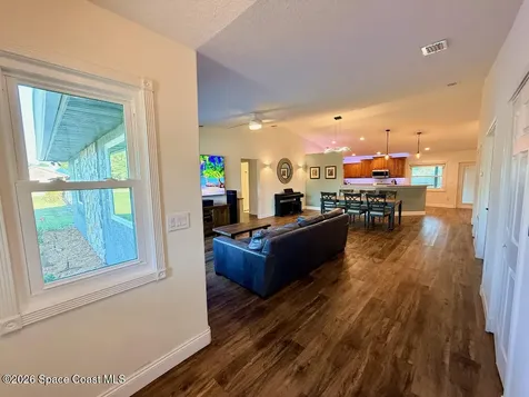 9010 Central Avenue Sebastian FL 32976