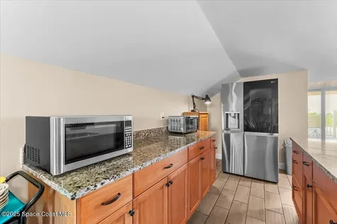 8865 Central Avenue Micco FL 32976