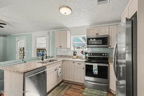 24421 Trespass Trail Astor FL 32102