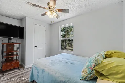 24421 Trespass Trail Astor FL 32102