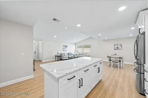 1733 Zaminder Street NW Palm Bay FL 32907