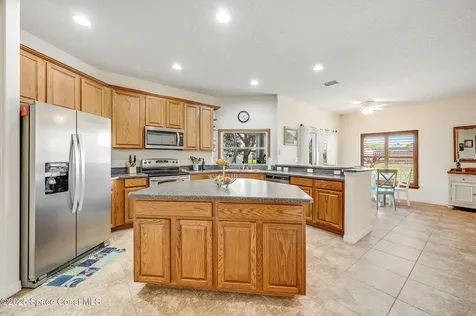 1137 Morgan Circle NE Palm Bay FL 32905