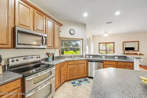 1137 Morgan Circle NE Palm Bay FL 32905