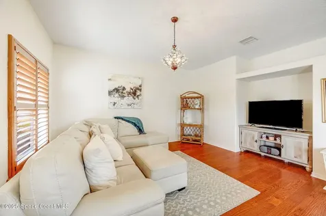 1137 Morgan Circle NE Palm Bay FL 32905