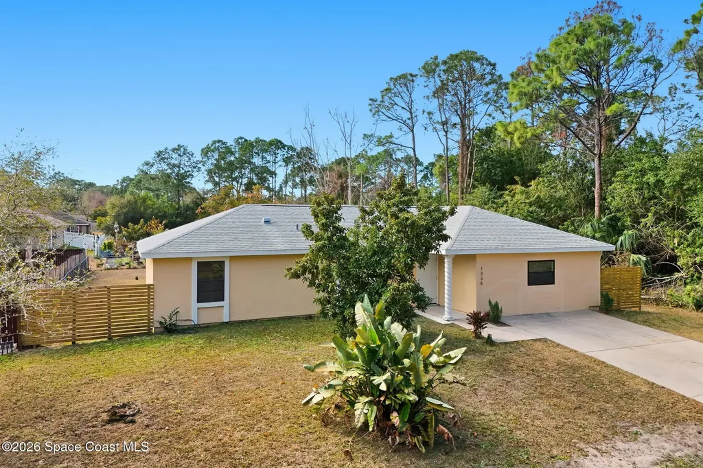 1336 Gingold Street NW Palm Bay FL 32907
