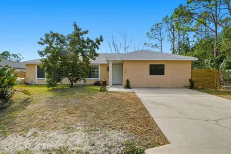 1336 Gingold Street NW Palm Bay FL 32907