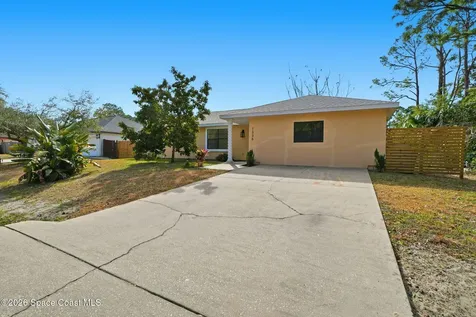 1336 Gingold Street NW Palm Bay FL 32907