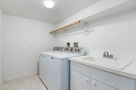 7048 Sevilla Court Cape Canaveral FL 32920