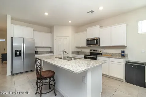 1883 Farmhouse Road SE Palm Bay FL 32909