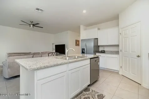 1883 Farmhouse Road SE Palm Bay FL 32909