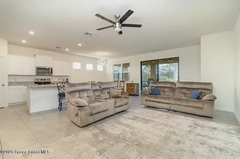1883 Farmhouse Road SE Palm Bay FL 32909