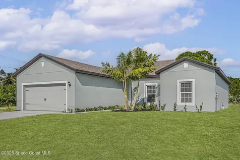 810 De Groodt Road SW Palm Bay FL 32908