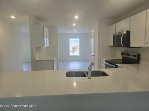 981 SW Richmond Circle SW Palm Bay FL 32908