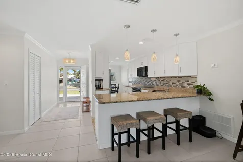118 Skyline Circle Satellite Beach FL 32937