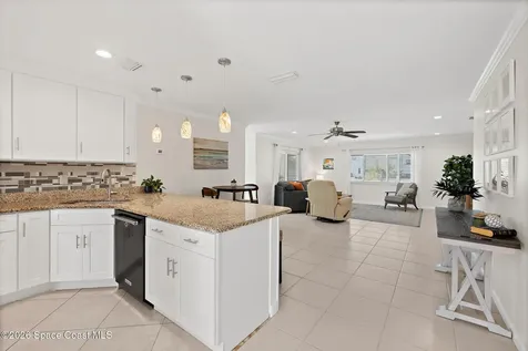 118 Skyline Circle Satellite Beach FL 32937