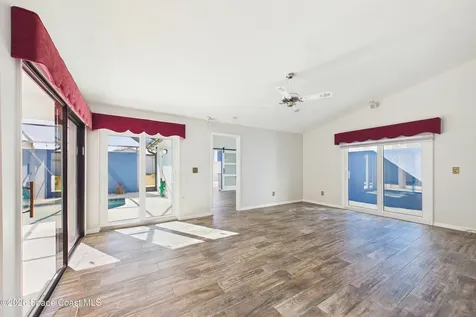 325 Country Walk Street Melbourne FL 32940