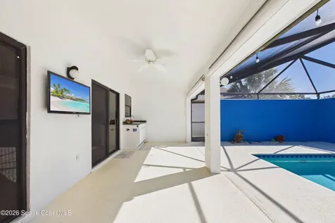 325 Country Walk Street Melbourne FL 32940