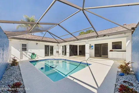 325 Country Walk Street Melbourne FL 32940