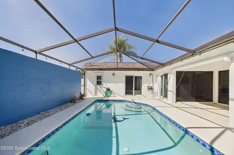 325 Country Walk Street Melbourne FL 32940