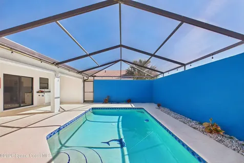 325 Country Walk Street Melbourne FL 32940