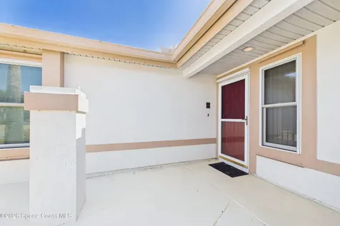 325 Country Walk Street Melbourne FL 32940