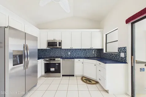 325 Country Walk Street Melbourne FL 32940