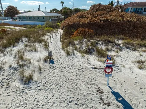 323 Avenue A Melbourne Beach FL 32951