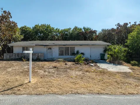 323 Avenue A Melbourne Beach FL 32951