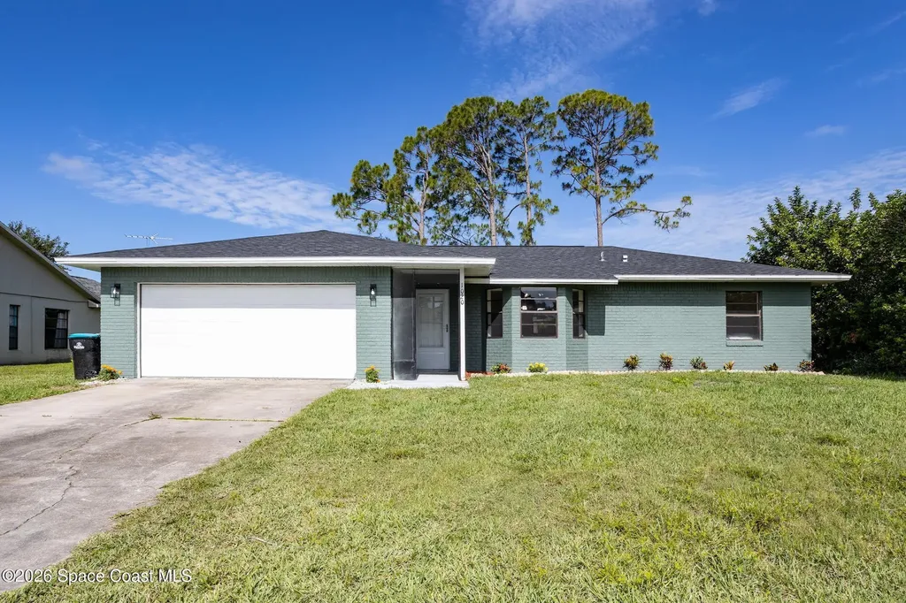 1020 Lee Avenue NW Palm Bay FL 32907