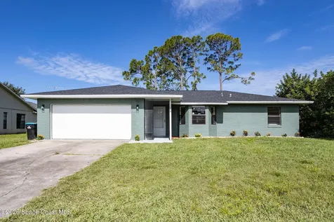 1020 Lee Avenue NW Palm Bay FL 32907
