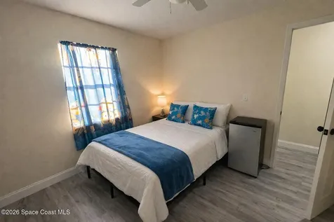 1020 Lee Avenue NW Palm Bay FL 32907