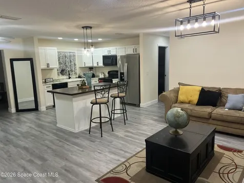 1020 Lee Avenue NW Palm Bay FL 32907