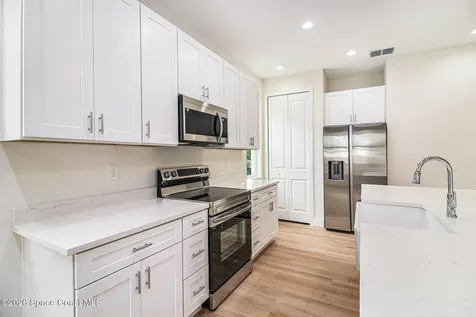801 Gelaso Street SW Palm Bay FL 32908