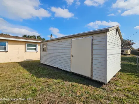 435 S Courtenay Parkway Merritt Island FL 32952