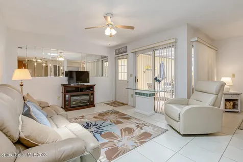 1425 Malibu Circle NE Palm Bay FL 32905