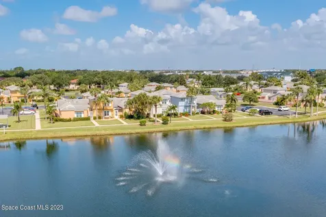 1425 Malibu Circle NE Palm Bay FL 32905