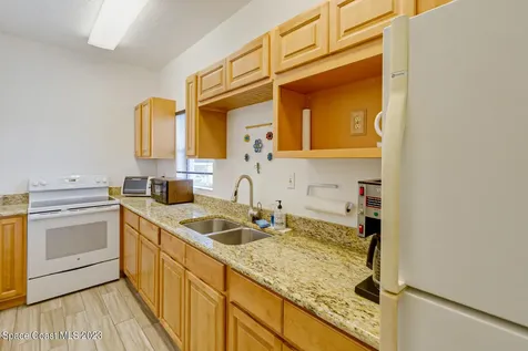 1425 Malibu Circle NE Palm Bay FL 32905