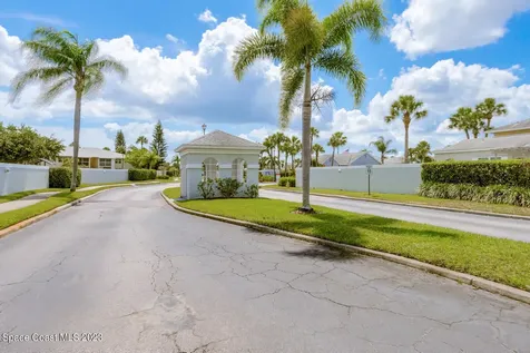 1425 Malibu Circle NE Palm Bay FL 32905