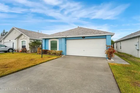 2047 Majestic Pine Court NE Palm Bay FL 32905