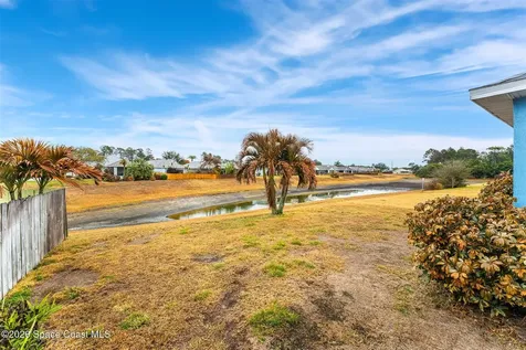 2047 Majestic Pine Court NE Palm Bay FL 32905