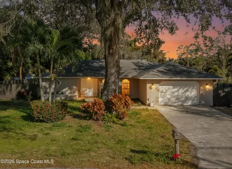 216 Greenwood Avenue Lehigh Acres FL 33936